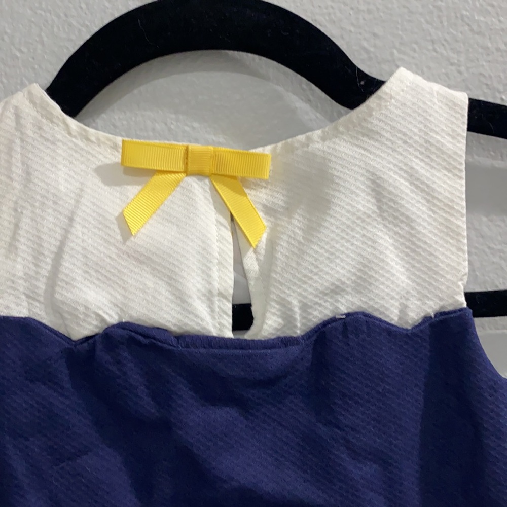 Dress - Picture 6 of 6